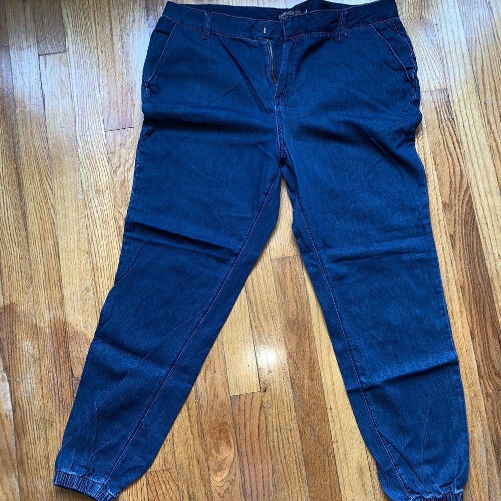 Forever21 plus jogger jeans